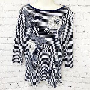 COLDWATER CREEK NAVY WHITE STRIPE BEAD SEQUIN FOLDED FLOWER TOP - MEDIUM